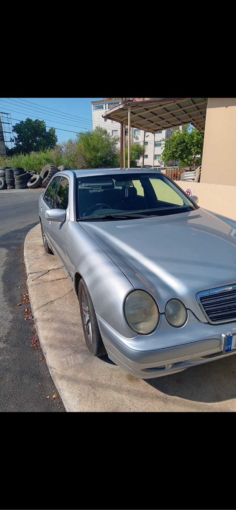 2001 Mercedes-Benz E-Class 2,6L 2001 Cyprus