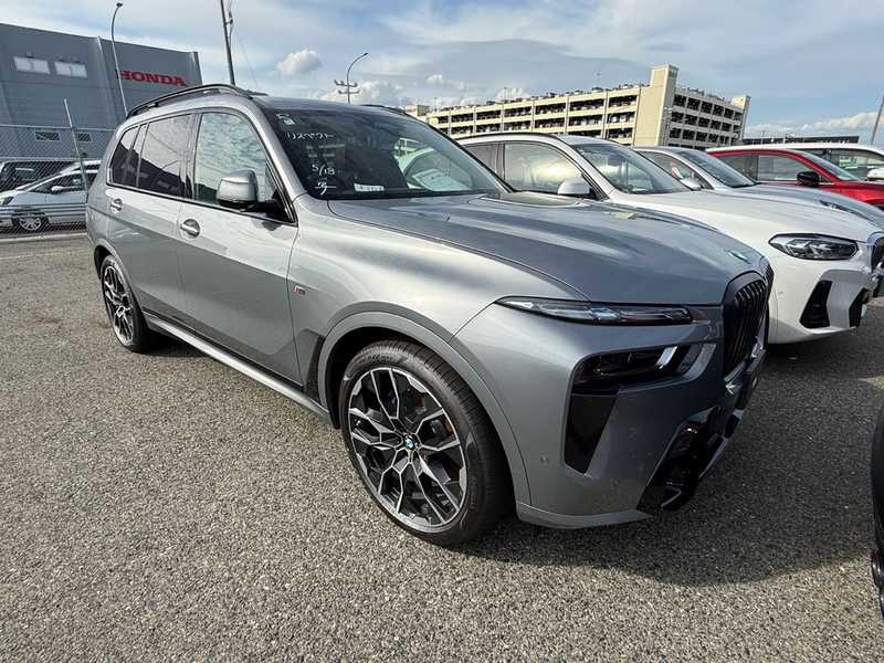 2025 BMW X7 3,0L 2025 Cyprus
