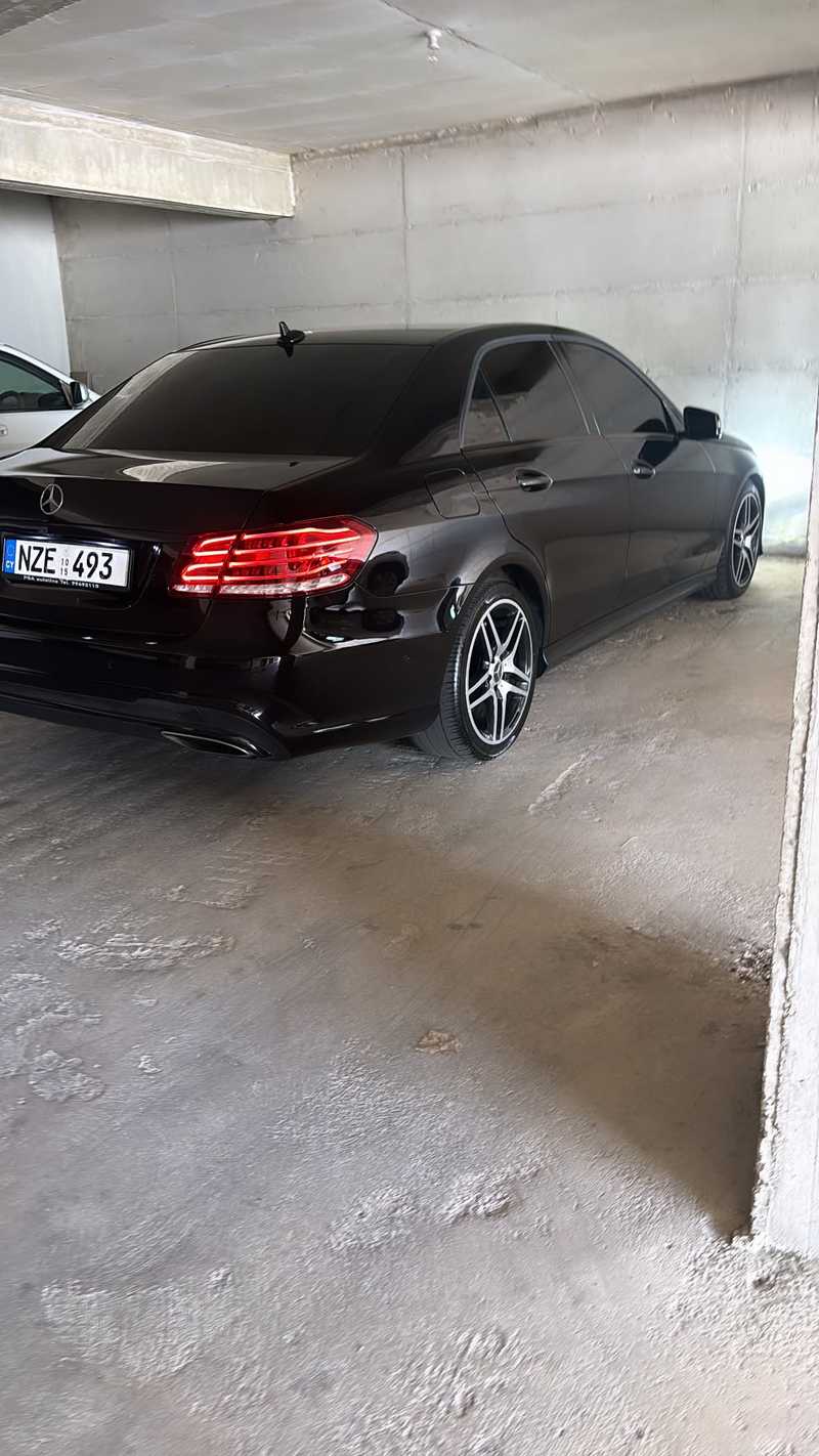 Mercedes-Benz E-Class 2,5L 2015