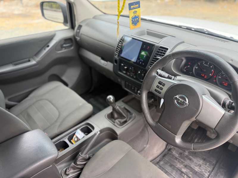 2014 Nissan Navara 2,5L 2014 Cyprus