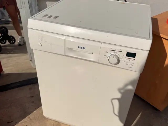 Πλυντήριο πιάτων, Paphos — Empa