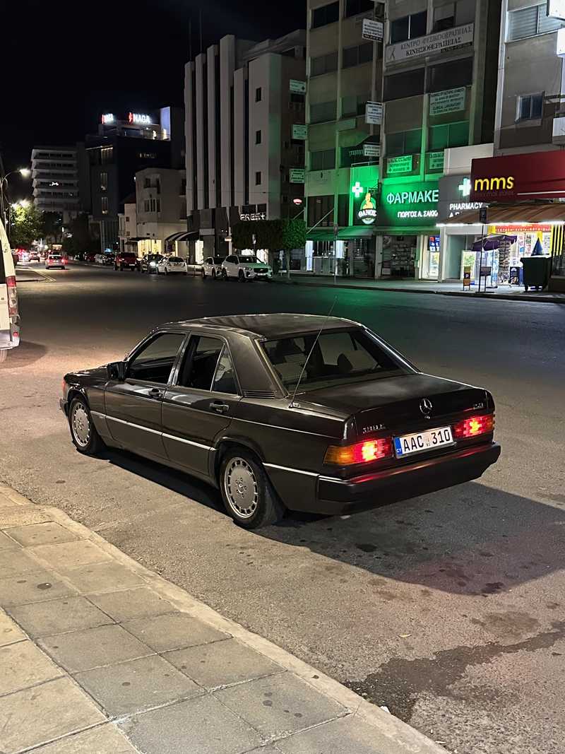 1990 Mercedes-Benz 190 2,0L 1990 Cyprus