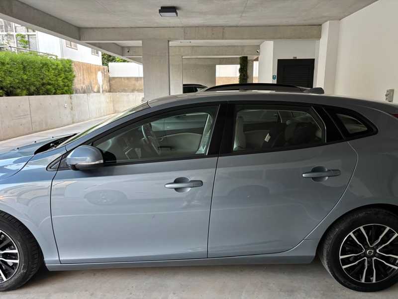 2017 Volvo V40 1,4L 2017 Cyprus