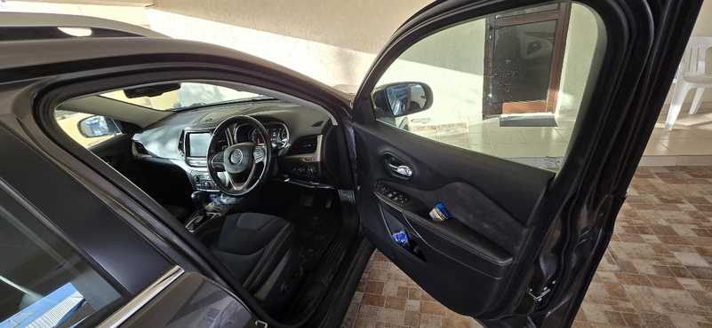 2016 Jeep Cherokee 2,2L 2016 Cyprus