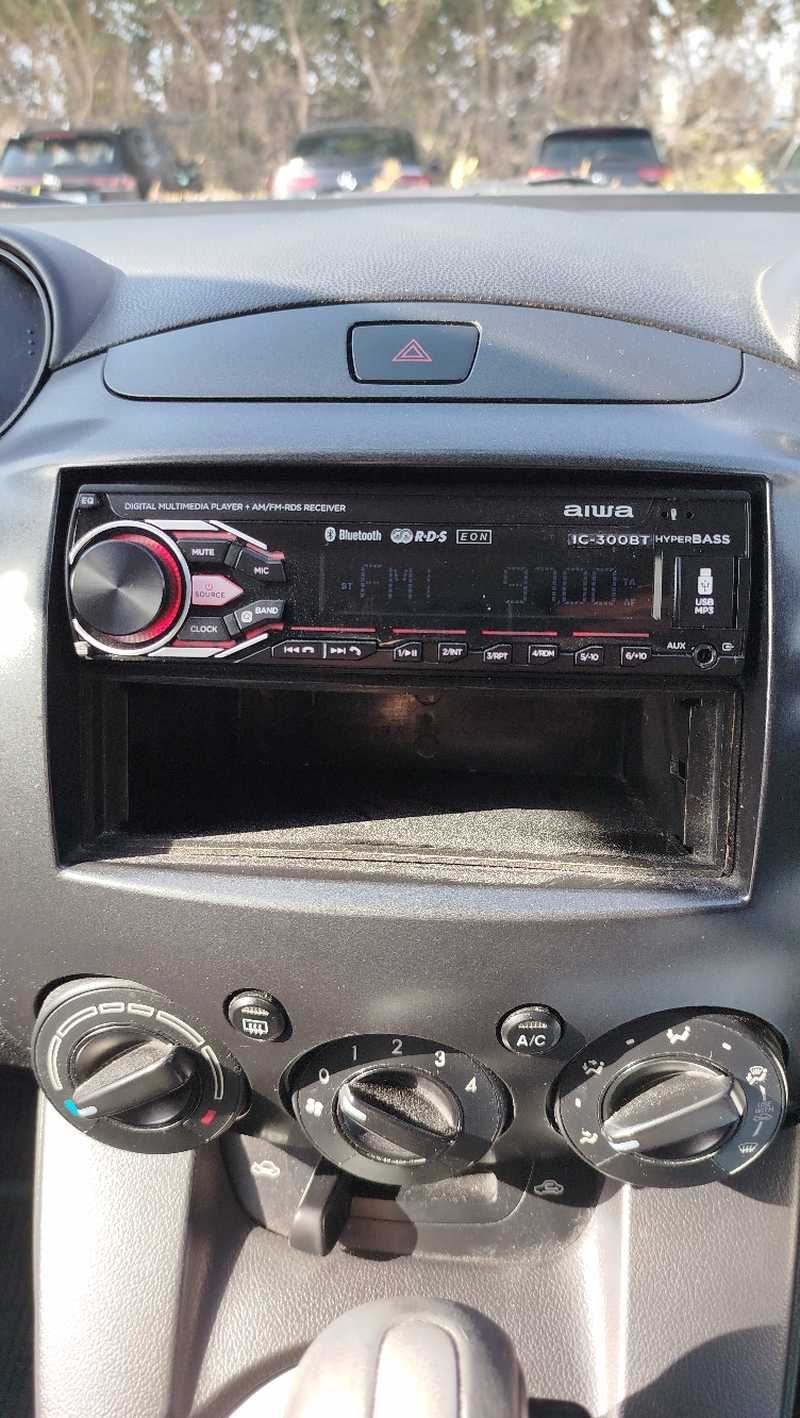 2011 Mazda Demio 1,4L 2011 Cyprus