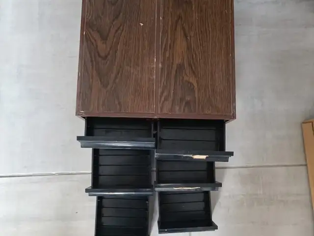 Vintage Storage MEGA Lot 2 Rotating Towers, 3 Sunhing Drawer Units, Case Logic, Επαρχία Λάρνακας — Λάρνακα - Σωτήρος