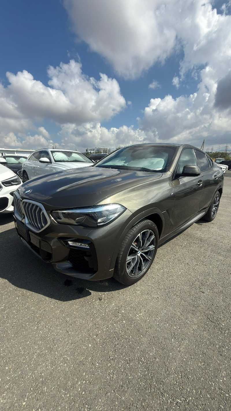 2022 BMW X6 3,0L 2022 Cyprus