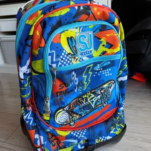 Rolling backpack in excellent condition, Επαρχία Λεμεσού — Πολεμίδια - Μακάριος ΙΙΙ