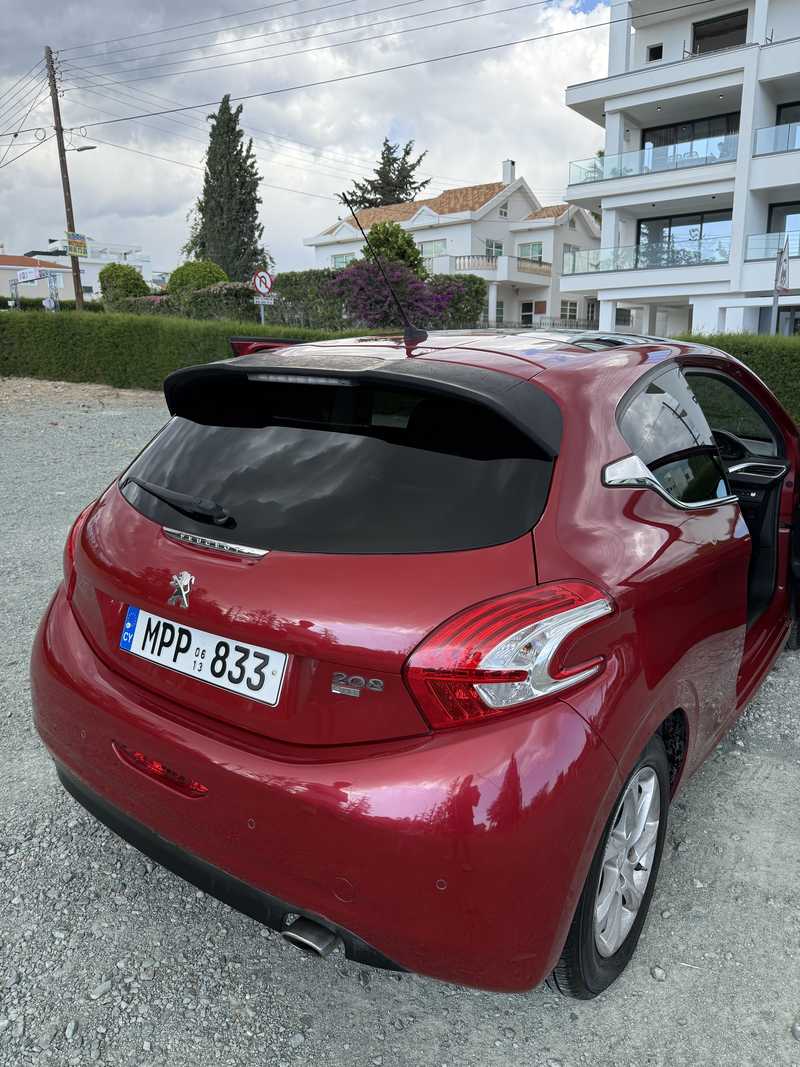 2013 Peugeot 208 1,6L 2013 Cyprus