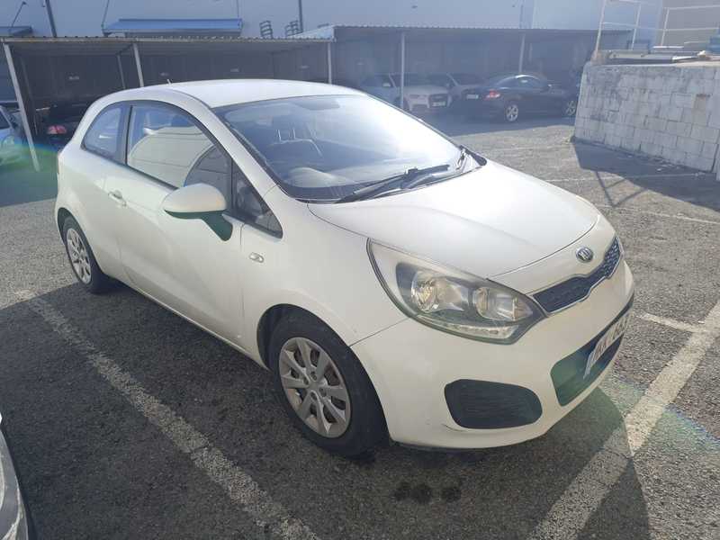 2015 KIA Rio 1,4L 2015 Cyprus