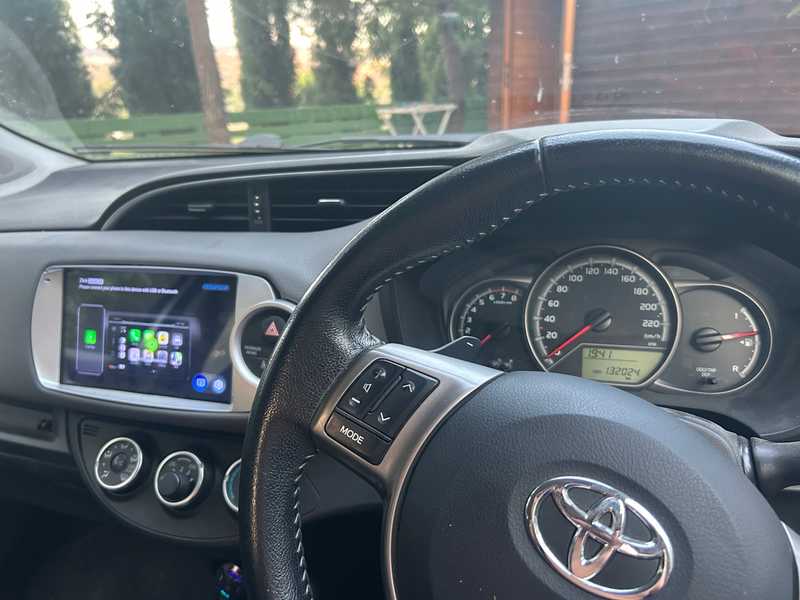 2015 Toyota Yaris 1,3L 2015 Cyprus
