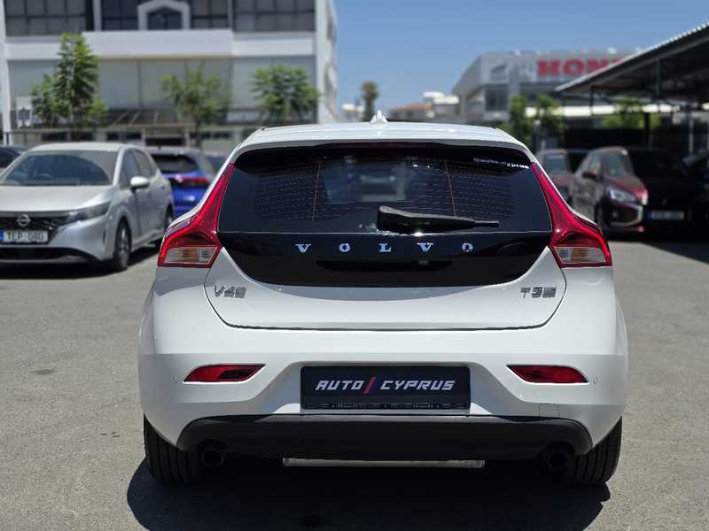 2020 Volvo V40 1,5L 2020 Cyprus