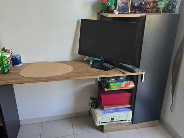 Computer desk, Paphos — Paphos - Agios Theodoros