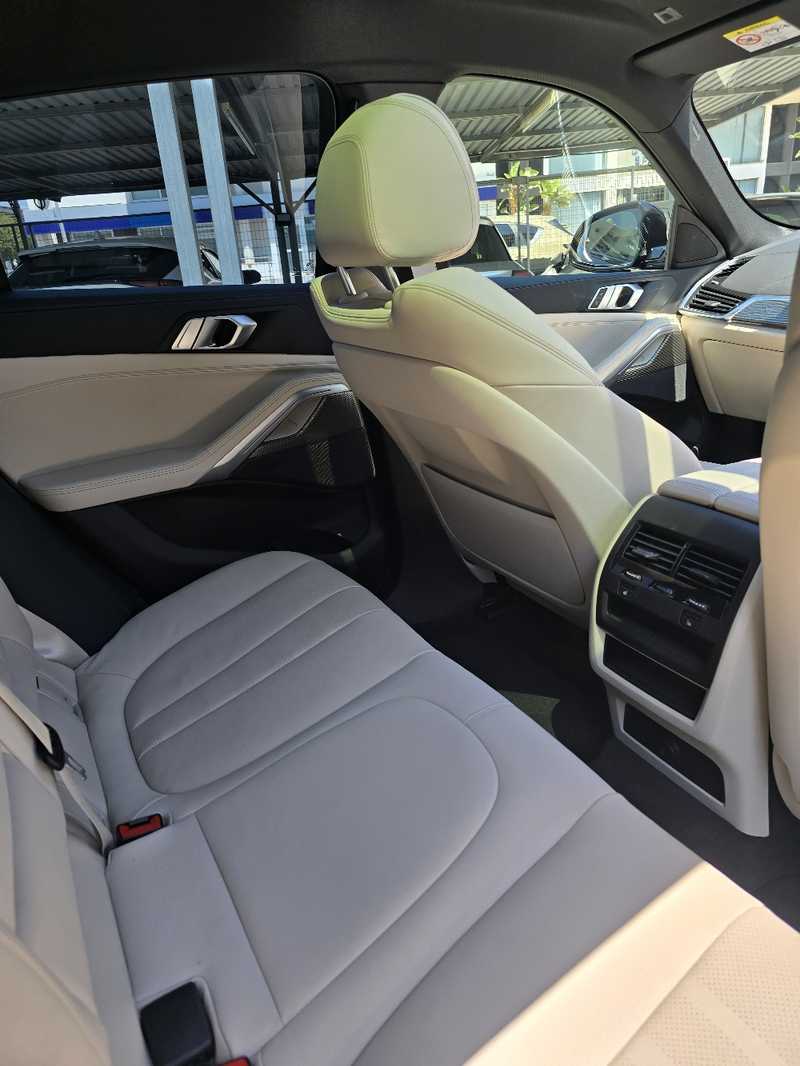 2022 BMW X6 3,0L 2022 Cyprus