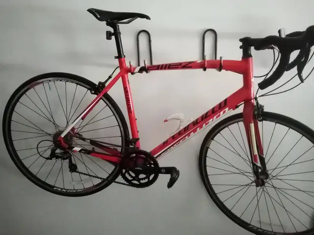 Specialized allez sport carbon 58 cm designed in morgan hill california, Nicosia — Strovolos - Acropolis