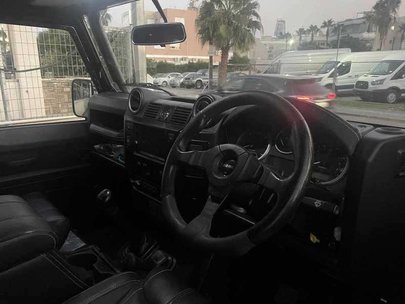 2014 Land Rover Defender 2,2L 2014 Cyprus