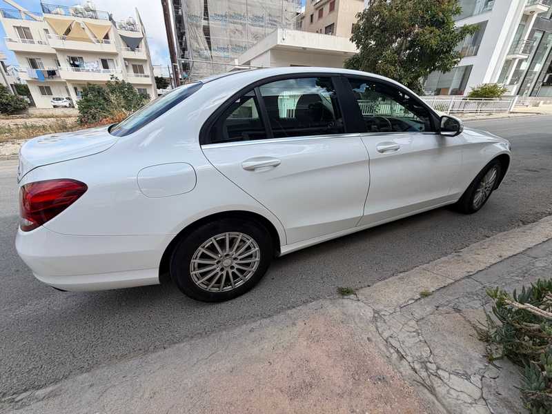2015 Mercedes-Benz C-Class 2,0L 2015 Cyprus