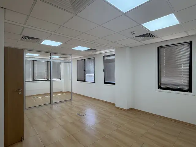 A whole floor office available, Επαρχία Λευκωσίας — Στρόβολος - Ακρόπολη - 5