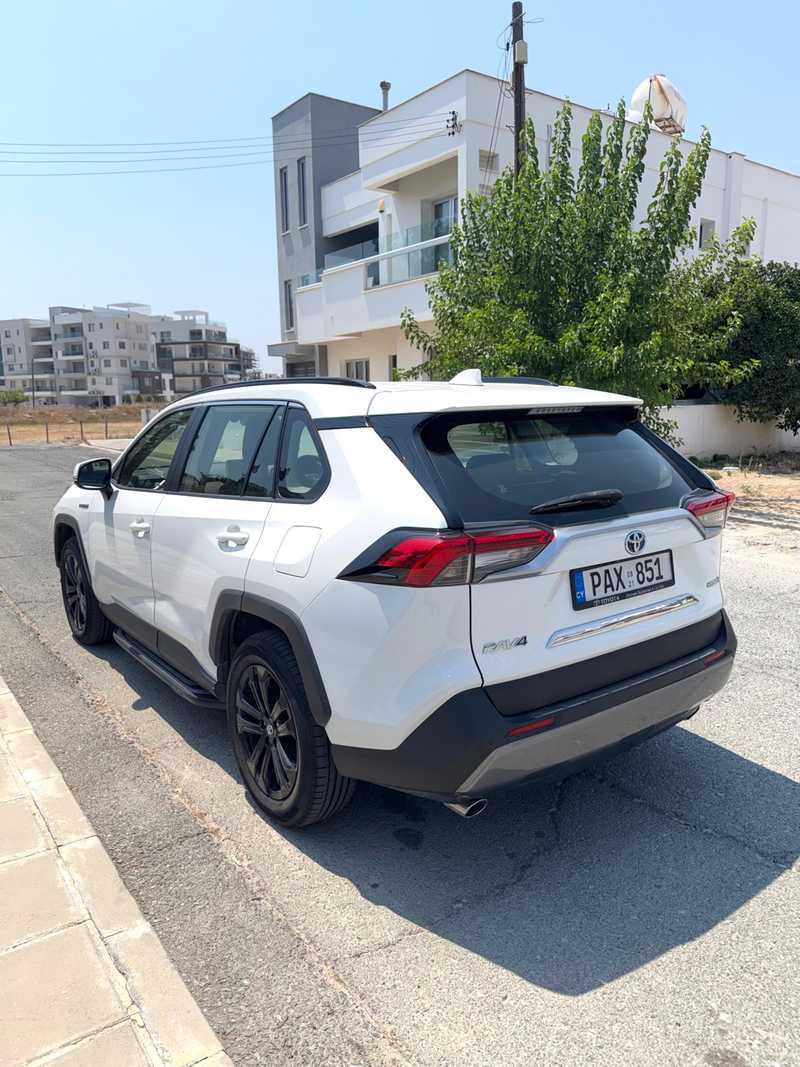 2021 Toyota RAV4 2,5L 2021 Cyprus