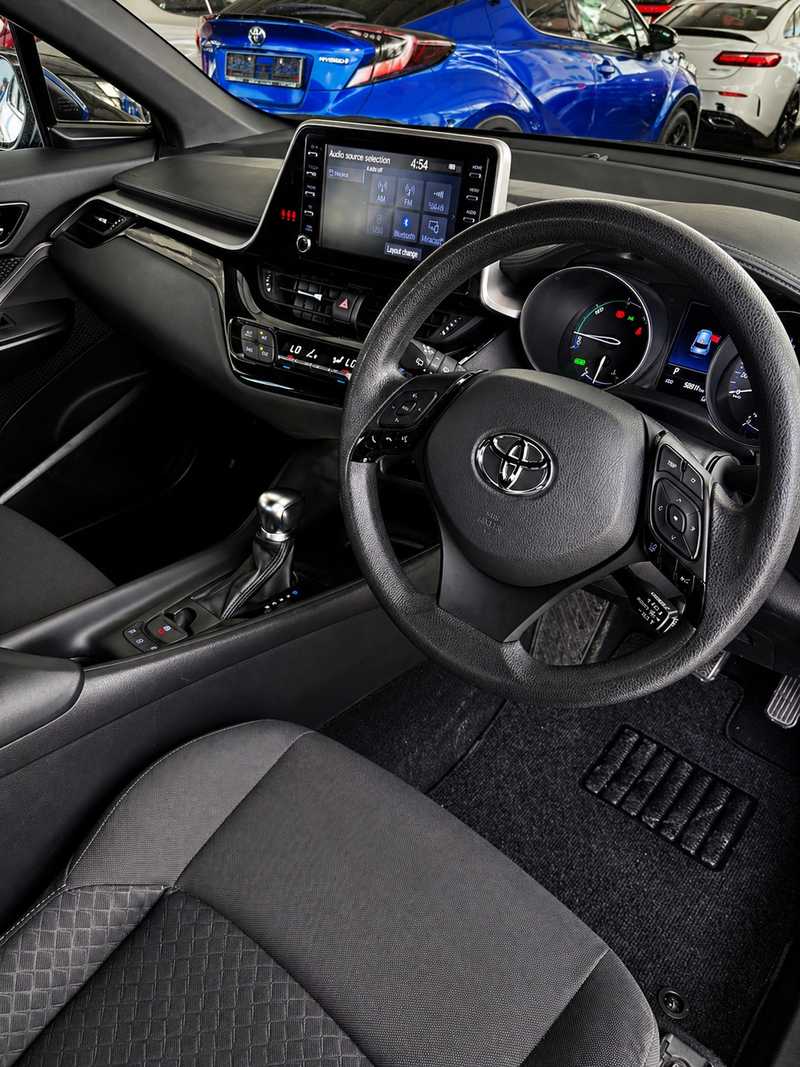 2021 Toyota C-HR 1,8L 2021 Cyprus