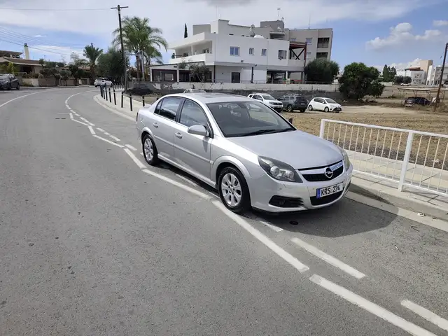 Opel, Vauxhall Vectra