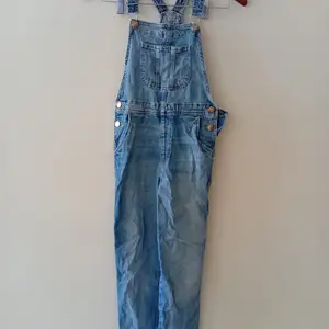 Denim Dungarees, Επαρχία Λεμεσού — Άγιος Αθανάσιος