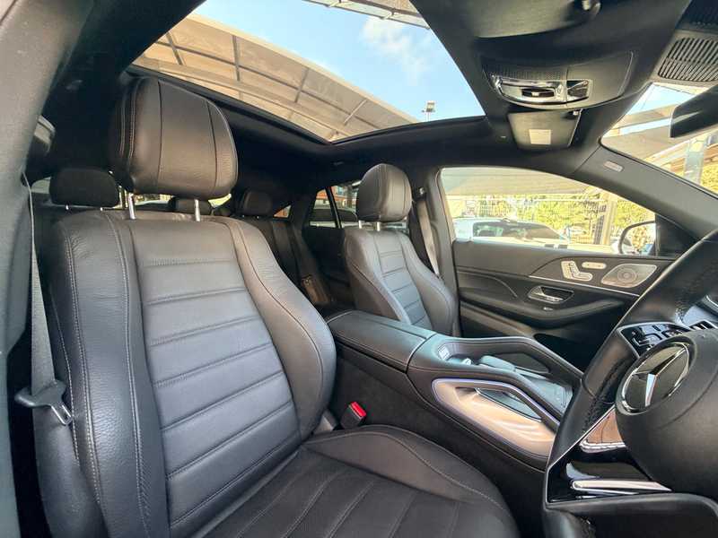 2025 Mercedes-Benz GLE-Class 3,0L 2025 Cyprus
