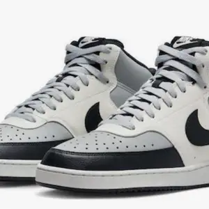 Nike sneakers, Επαρχία Λευκωσίας — Στρόβολος - Άγιος Βασίλειος
