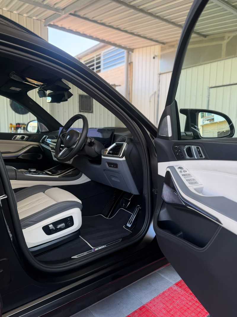 2024 BMW X7M 4,4L 2024 Cyprus