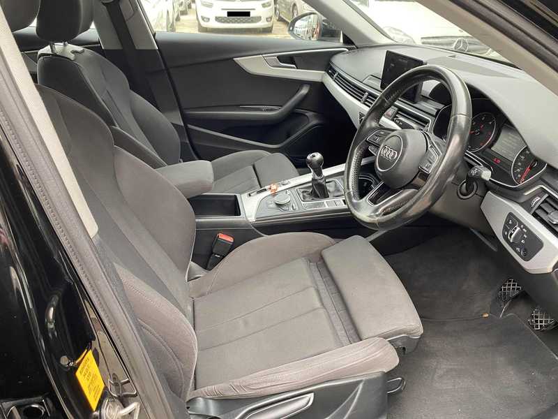 2017 Audi A4 2,0L 2017 Cyprus