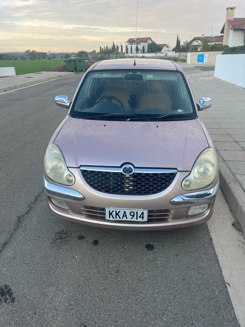 Toyota Duet 1,0L 2002