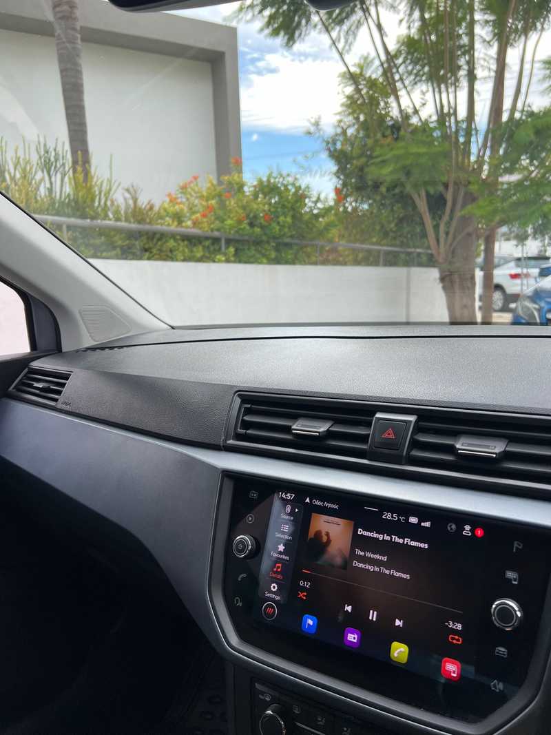 2022 Seat Arona 1,0L 2022 Cyprus