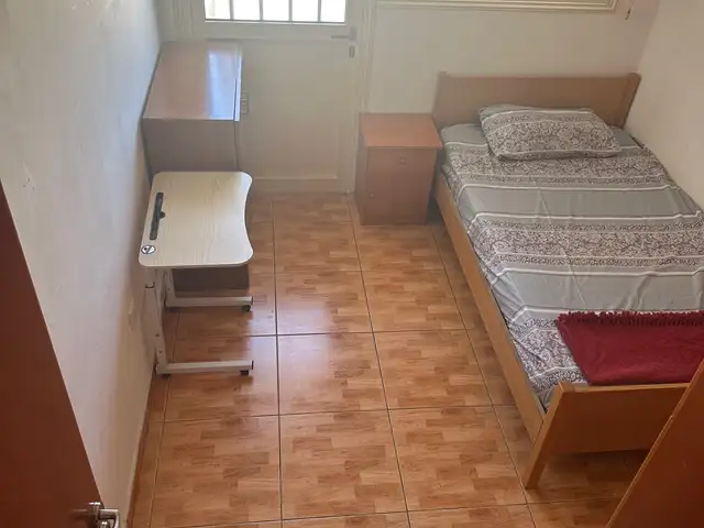 One room to tent in a three bedroom apartment, Limassol — Limassol - Mesa Geitonia
