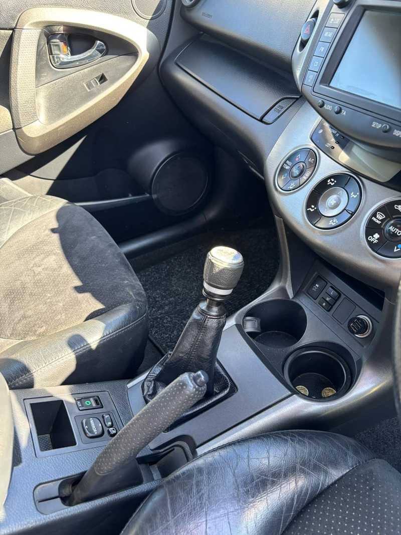 2011 Toyota RAV4 2,2L 2011 Cyprus