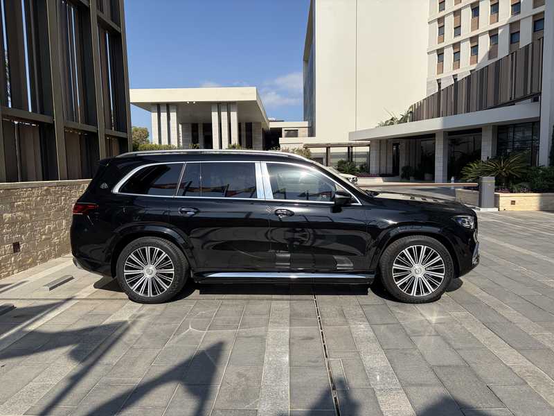 2022 Mercedes-Benz GLS-Class 4,0L 2022 Cyprus