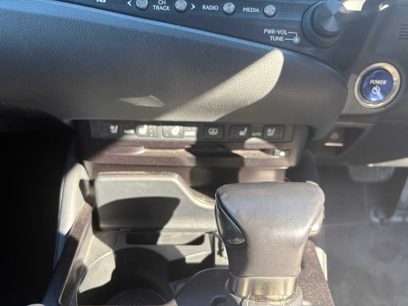 2019 Lexus ES300h 2,5L 2019 Cyprus