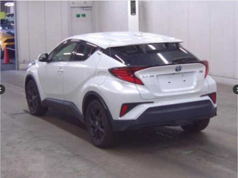 Toyota C-HR 1,8L 2022