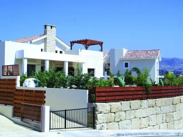 3-bedroom detached house for sale, Limassol — Monagroulli