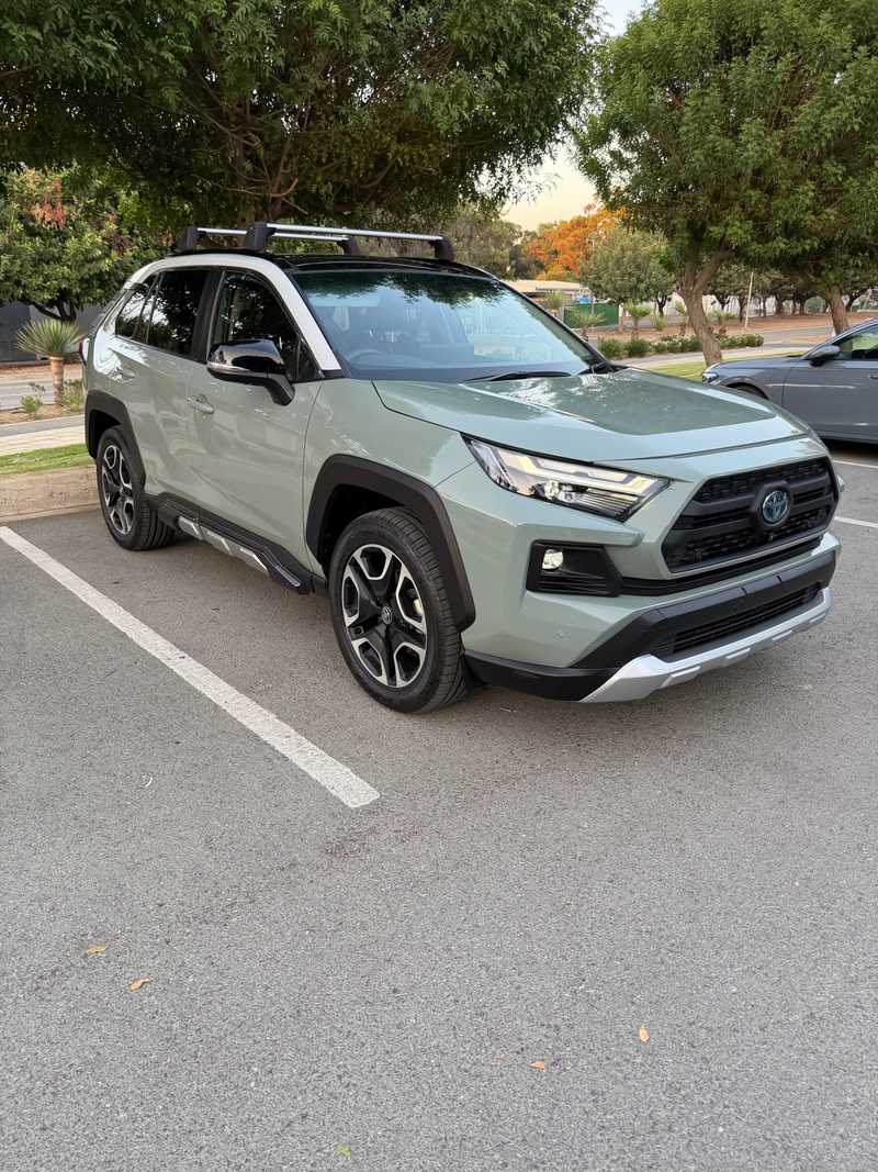 Toyota RAV4 2,5L 2023