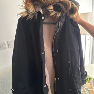 Light winter jacket, Nicosia — Aglantzia