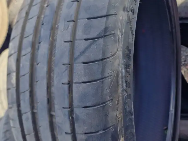 225/40/20 runflat in very good condition 2pcs with installation year 2023, Επαρχία Λευκωσίας — Γέρι