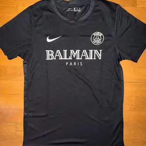 Psg x balmain paris nike shirt, Επαρχία Λευκωσίας — Λευκωσία - Άγιος Αντώνιος