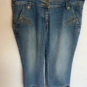 Vintage denim capris jeans, Επαρχία Λάρνακας — Αραδίππου - Άγιος Φανούριος