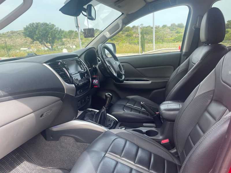 2017 Mitsubishi L200 2,4L 2017 Cyprus