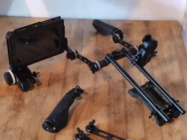 Camera shoulder rig, wireless follow focus, monitor on, Nicosia — Palouriotissa