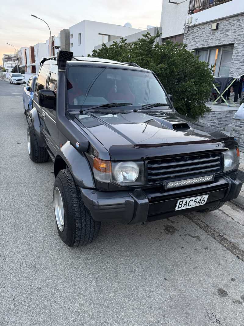 1992 Mitsubishi Pajero 2,5L 1992 Cyprus
