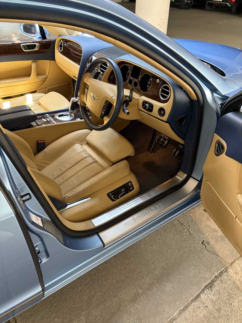2005 Bentley Flying Spur 6,0L 2005 Cyprus