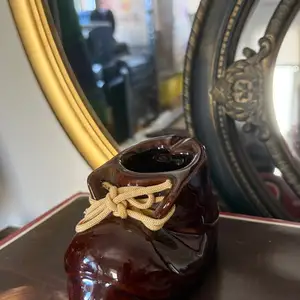 Vintage 1950s japanese original boot-shaped pipe/cigar ceramic ashtray -12x8x7cm, Επαρχία Πάφου — Paphos - Άγιος Θεόδωρος