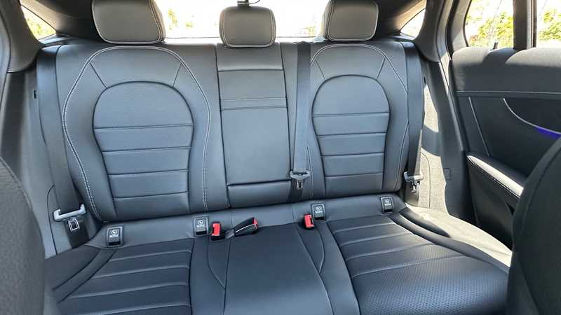 2022 Mercedes-Benz GLC-Class 2,0L 2022 Cyprus