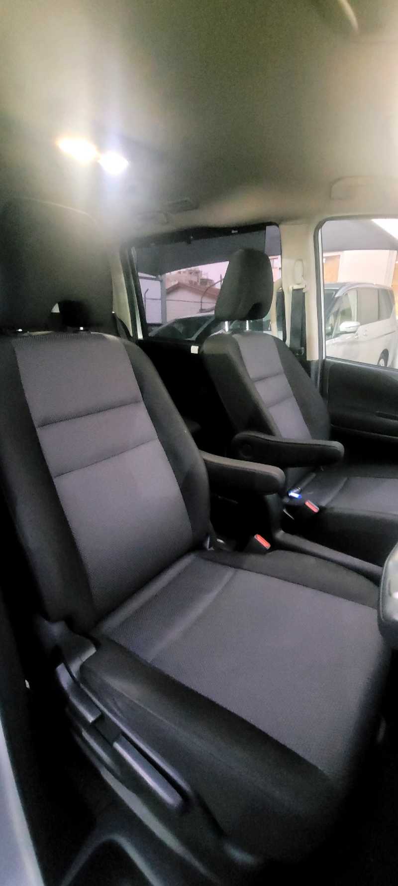 2021 Nissan Serena 2,0L 2021 Cyprus